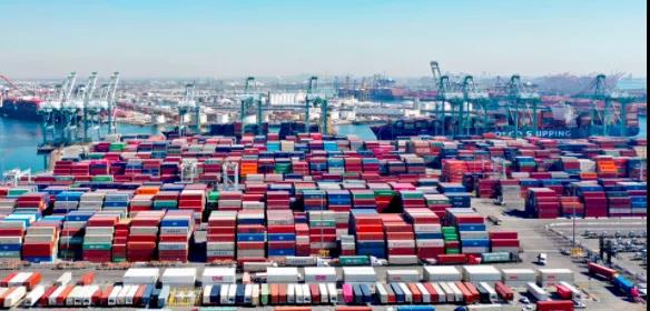 集装箱运输,集装箱港口费,上海集装箱运输公司